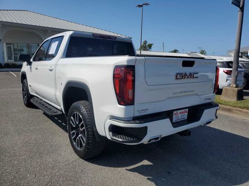 Used 2026 GMC Sierra 1500 AT4 w/ Technology Package AWD/4WD image 3