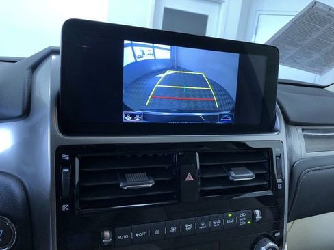 Used 2022 Lexus GX 460 Premium image 28