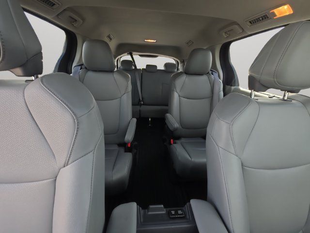 Certified 2024 Toyota Sienna XLE w/ XLE Plus Package AWD/4WD image 17