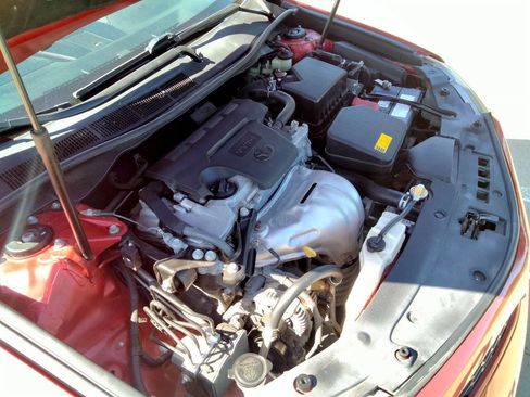 Used 2014 Toyota Camry SE image 30