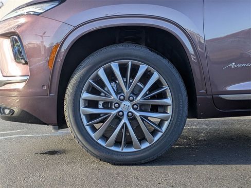 New 2026 Buick Enclave Avenir image 8