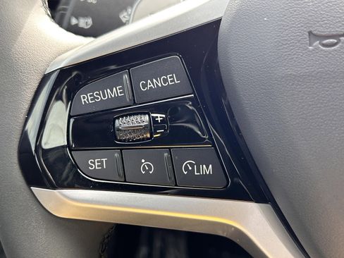 Used 2026 BMW 330i Sedan w/ Premium Package image 11