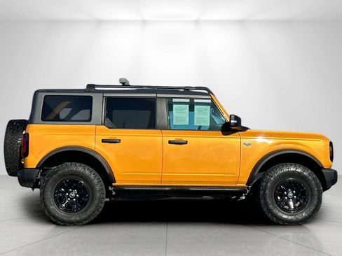 Used 2022 Ford Bronco Wildtrak image 2