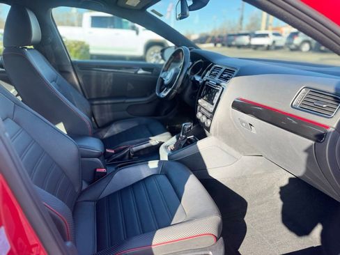 Used 2015 Volkswagen Jetta GLI SEL FWD image 11