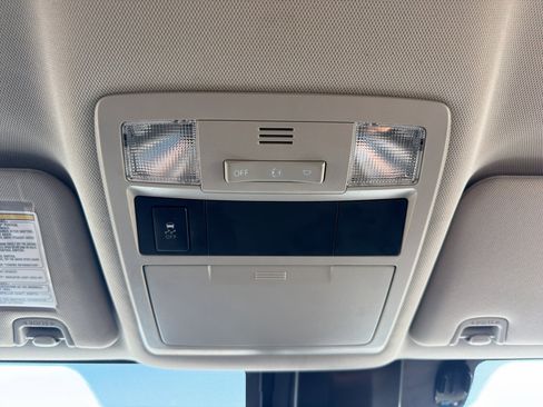 Used 2018 Toyota Tacoma SR5 image 11