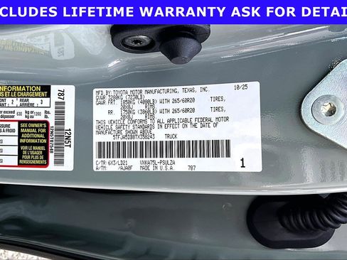 Used 2026 Toyota Tundra Limited AWD/4WD image 30