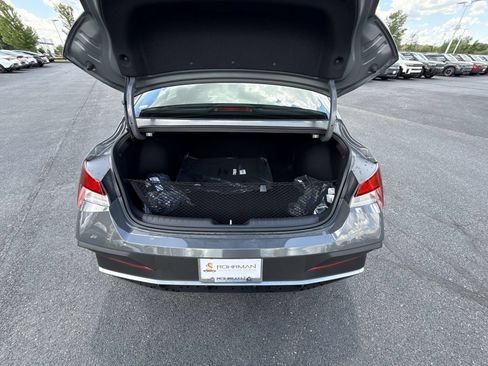 New 2026 Hyundai Elantra Sport FWD image 24