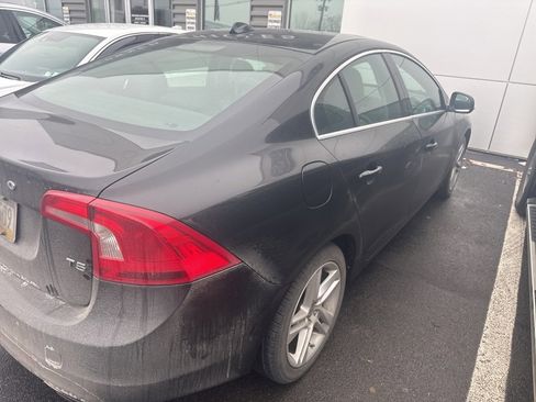 Used 2014 Volvo S60 T5 image 4