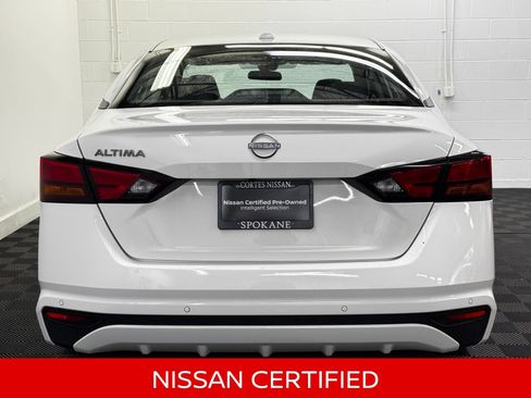 Certified 2025 Nissan Altima 2.5 SV FWD image 10
