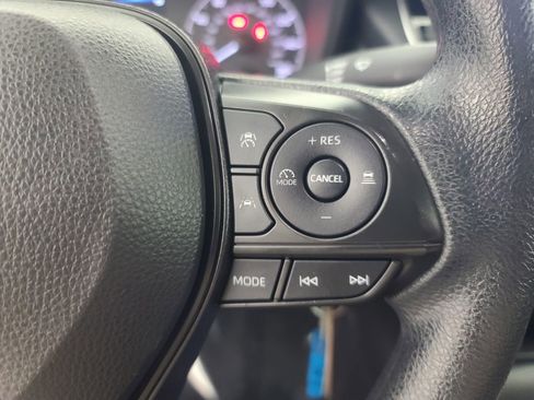 Used 2024 Toyota Corolla LE image 29