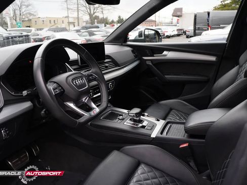 Used 2019 Audi SQ5 Premium Plus w/ Premium Plus Package image 21