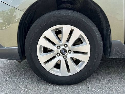 Used 2018 Subaru Outback 2.5i AWD/4WD image 11