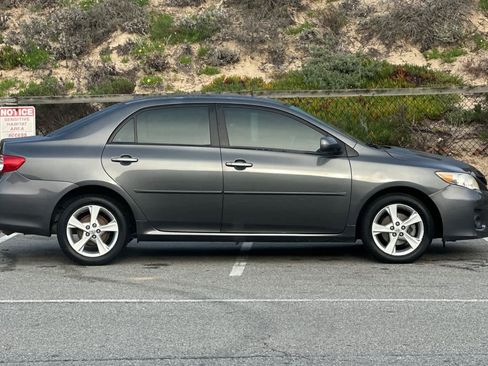 Used 2011 Toyota Corolla LE w/ Premium Pkg image 6