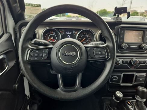 Used 2020 Jeep Wrangler Unlimited Sport AWD/4WD image 19