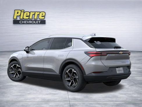 New 2026 Chevrolet Equinox EV LT image 3