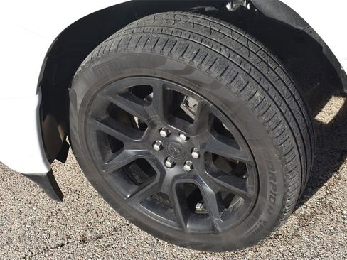 Used 2023 RAM 1500 Laramie image 15