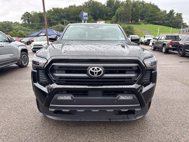 Used 2024 Toyota Tacoma SR5 AWD/4WD image 2