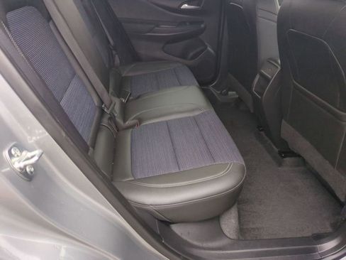 Used 2025 Buick Envista Preferred image 23