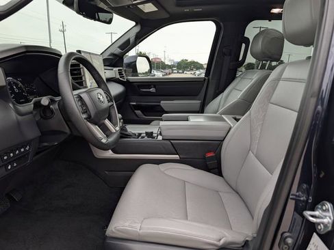 Used 2025 Toyota Sequoia Limited AWD/4WD image 27