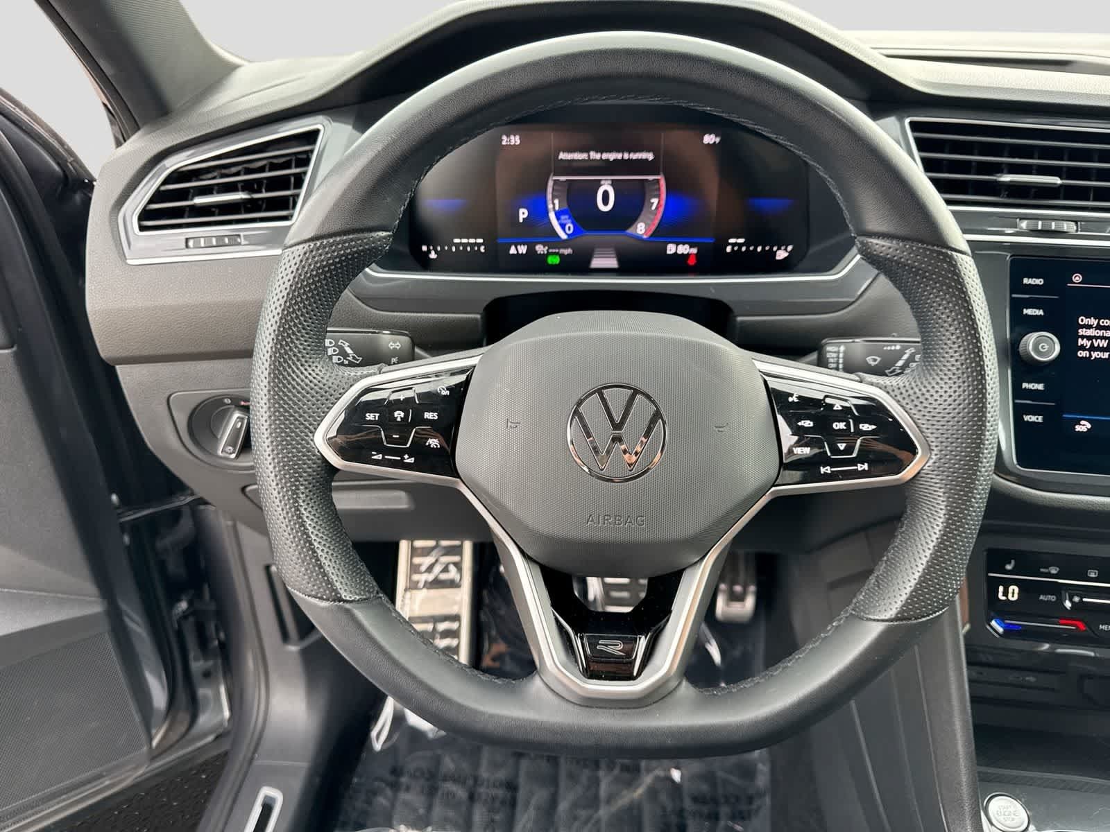 Used 2024 Volkswagen Tiguan SE R-Line FWD image 28