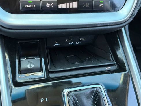 Certified 2022 Subaru Outback Limited AWD/4WD image 28