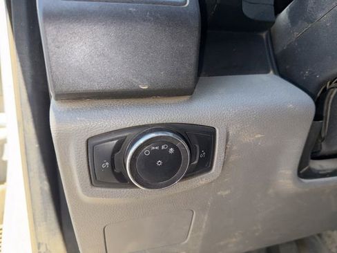 Used 2019 Ford F550 4x4 Regular Cab Super Duty image 34