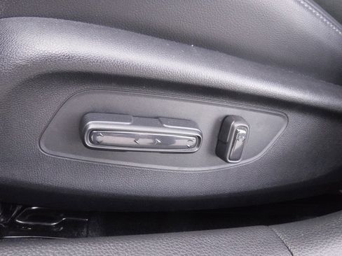 Used 2022 Honda Civic Touring image 17