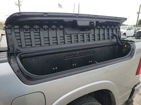 New 2026 RAM 1500 Tungsten w/ Trailer Tow Group image 9