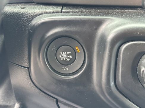 Certified 2020 Jeep Wrangler Unlimited Sport S image 17