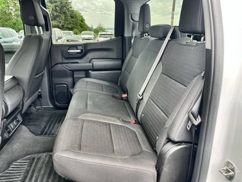 Used 2022 Chevrolet Silverado 1500 LT AWD/4WD image 23