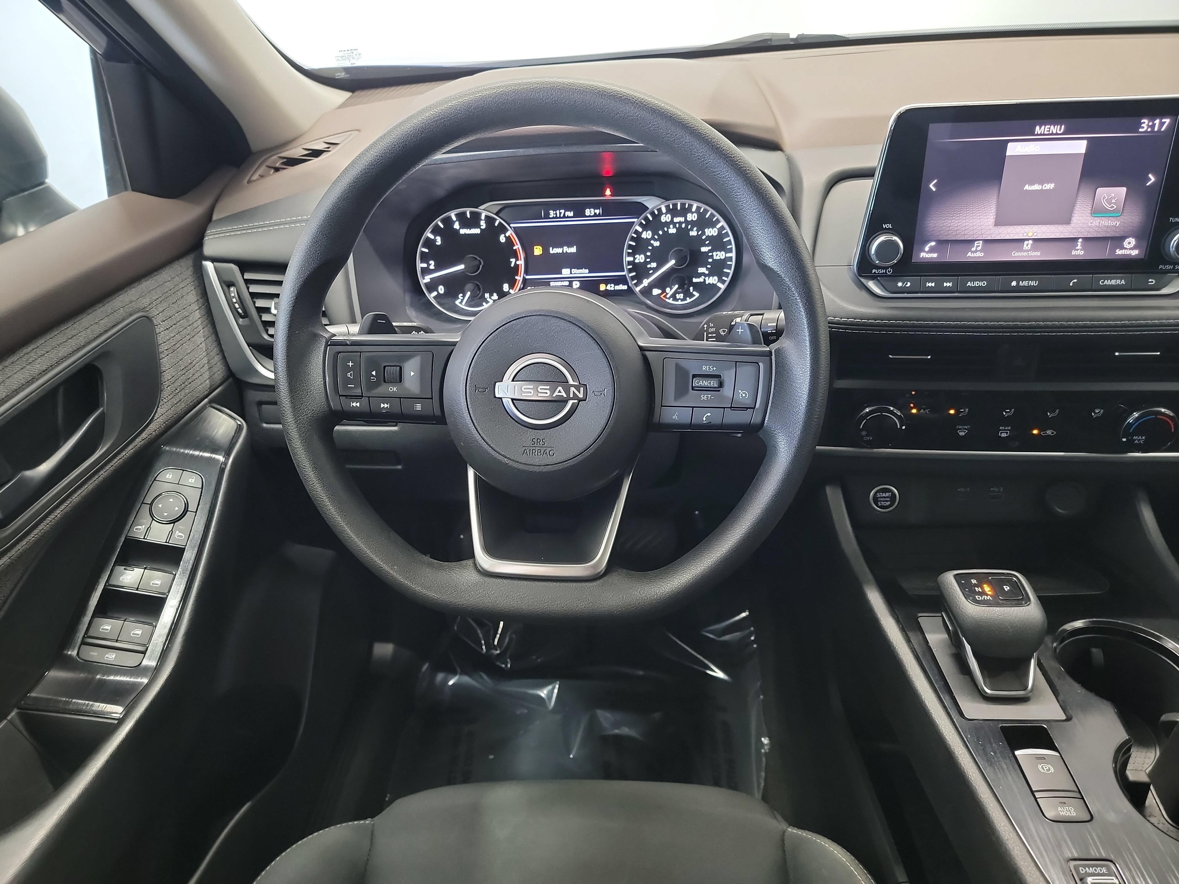 Used 2023 Nissan Rogue S FWD image 14