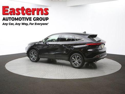 Used 2022 Toyota Venza LE image 61