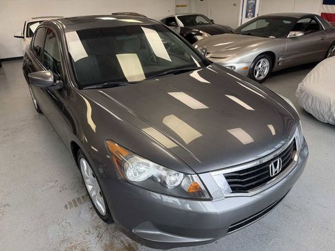 Used 2009 Honda Accord EX image 8