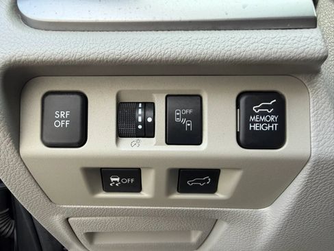 Used 2018 Subaru Forester 2.5i Premium AWD/4WD image 40