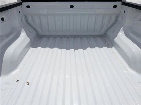 Certified 2025 GMC Canyon Elevation RWD image 6