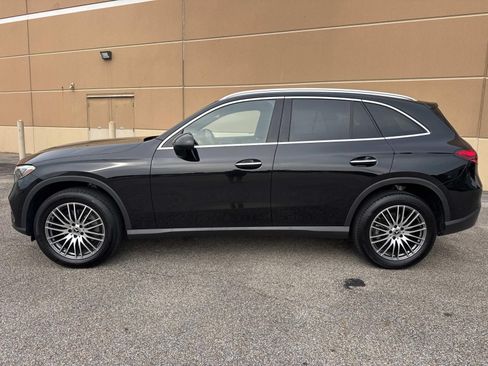 Used 2026 Mercedes-Benz GLC 300 4MATIC image 9
