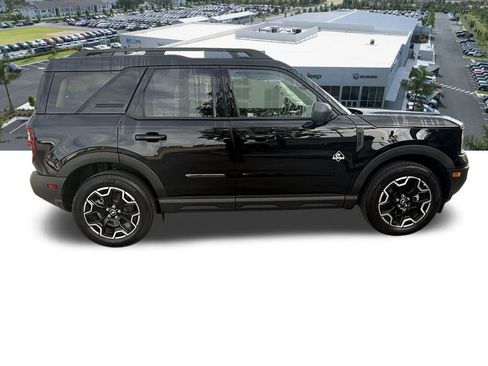 Used 2025 Ford Bronco Sport Outer Banks w/ Outer Banks Tech Package+ image 3