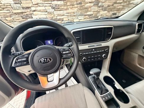 Used 2020 Kia Sportage LX AWD/4WD image 19