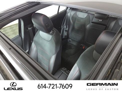 Used 2019 Mercedes-Benz A 220 4MATIC w/ AMG Line image 33