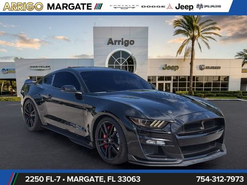 Used 2021 Ford Mustang Shelby GT500 w/ Technology Package RWD image 1