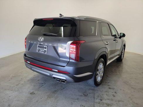 Used 2025 Hyundai Palisade SEL FWD image 5