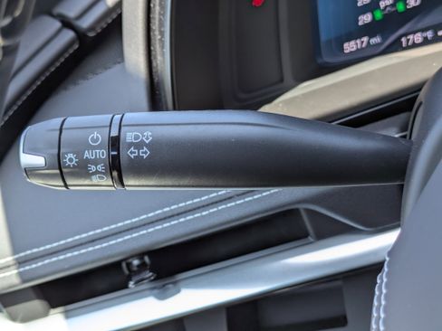 Used 2025 Chevrolet Corvette Stingray Coupe w/ 1LT image 15