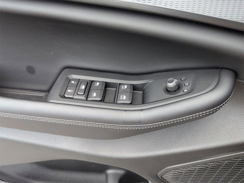 New 2025 Jeep Grand Cherokee L Laredo w/ Luxury Tech Group I image 18