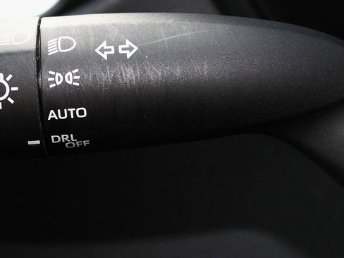 Used 2024 Toyota Corolla SE image 23