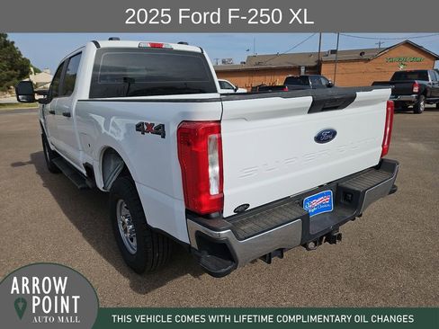 Used 2025 Ford F250 XL w/ XL Off-Road Package AWD/4WD image 9