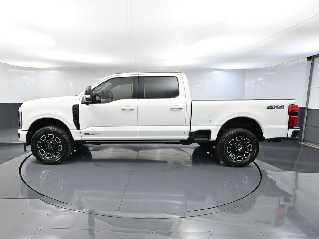 Used 2025 Ford F250 Platinum AWD/4WD image 7