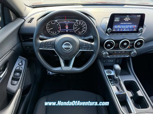 Used 2025 Nissan Sentra SV FWD image 11