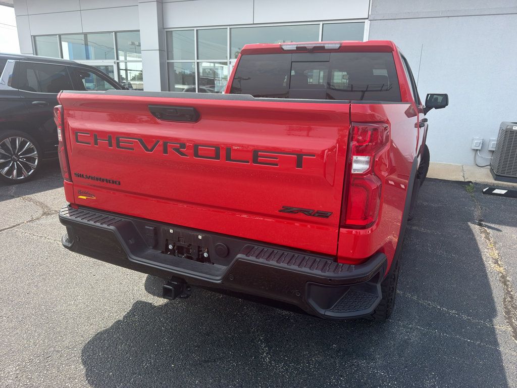 Used 2024 Chevrolet Silverado 1500 ZR2 w/ LPO, Dark Essentials Package AWD/4WD image 8