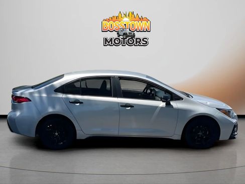 Used 2020 Toyota Corolla SE FWD image 6