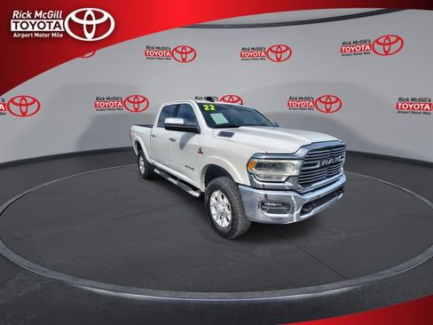 Used 2022 RAM 2500 Laramie AWD/4WD image 2